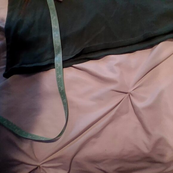 HOLLISTER long sleeved polo SIZE Medium, forest green, navy and white stripe. - Picture 4 of 4